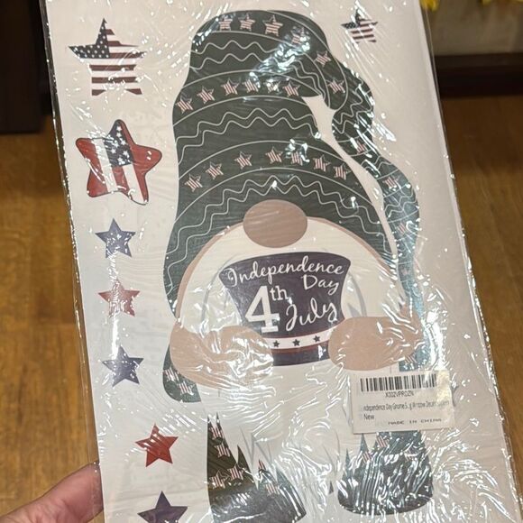 9 pack Independence Day 4th of July Gnome window cling Party Decoration - Picture 1 of 3